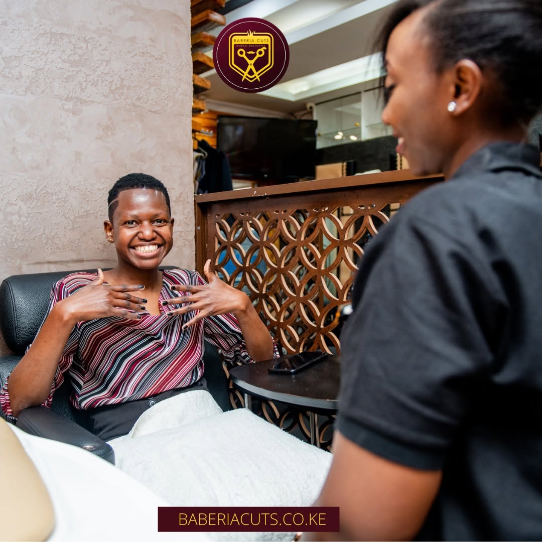 A happy client at Baberia Cuts